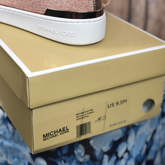 Michael Kors Skyler Slip On Sneakers Rose Gold - Picture 2 of 8